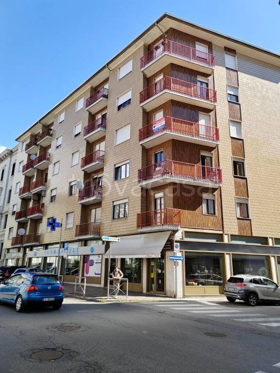 appartamento in vendita a Biella in zona Via della Repubblica