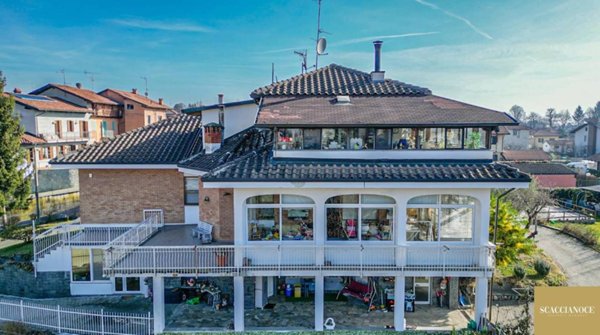 casa indipendente in vendita a Biella in zona Vandorno