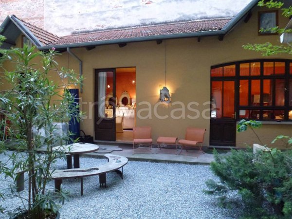 casa indipendente in vendita a Biella in zona Centro Città