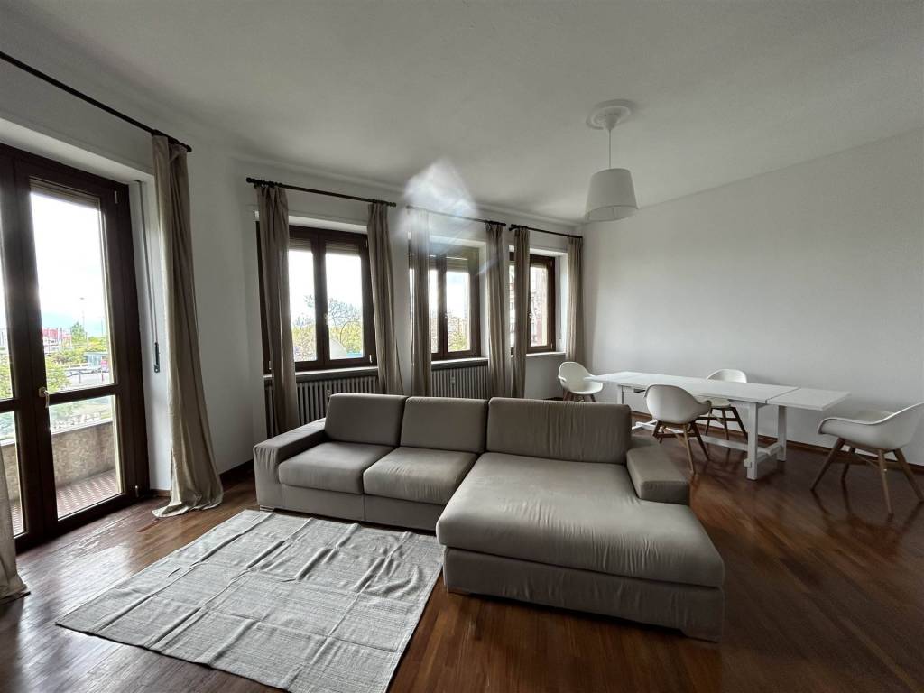 appartamento in vendita a Biella in zona Centro Città