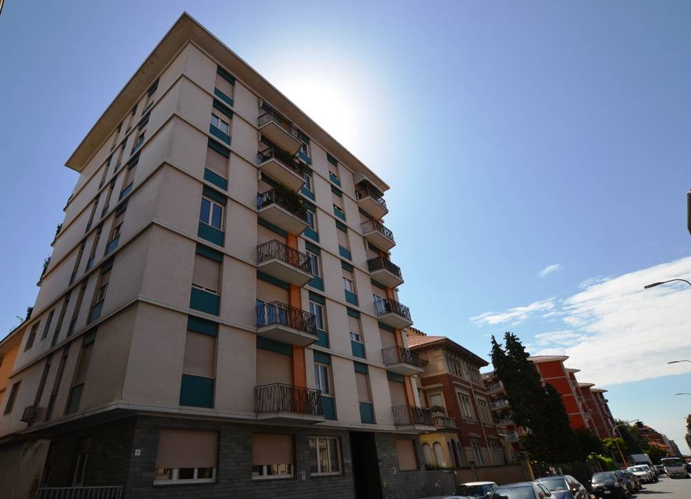ufficio in vendita a Biella in zona Centro Città