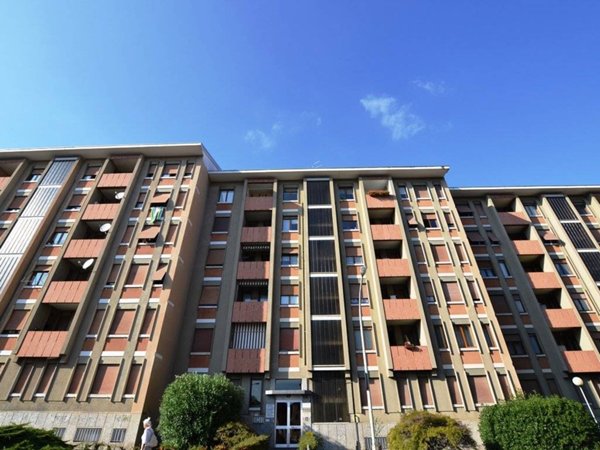 ufficio in vendita a Biella in zona Centro Città