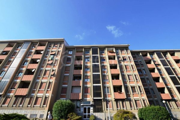 ufficio in vendita a Biella in zona Centro Città