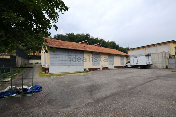 capannone in vendita a Biella
