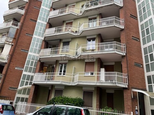 appartamento in vendita a Biella in zona Via Pietro Micca