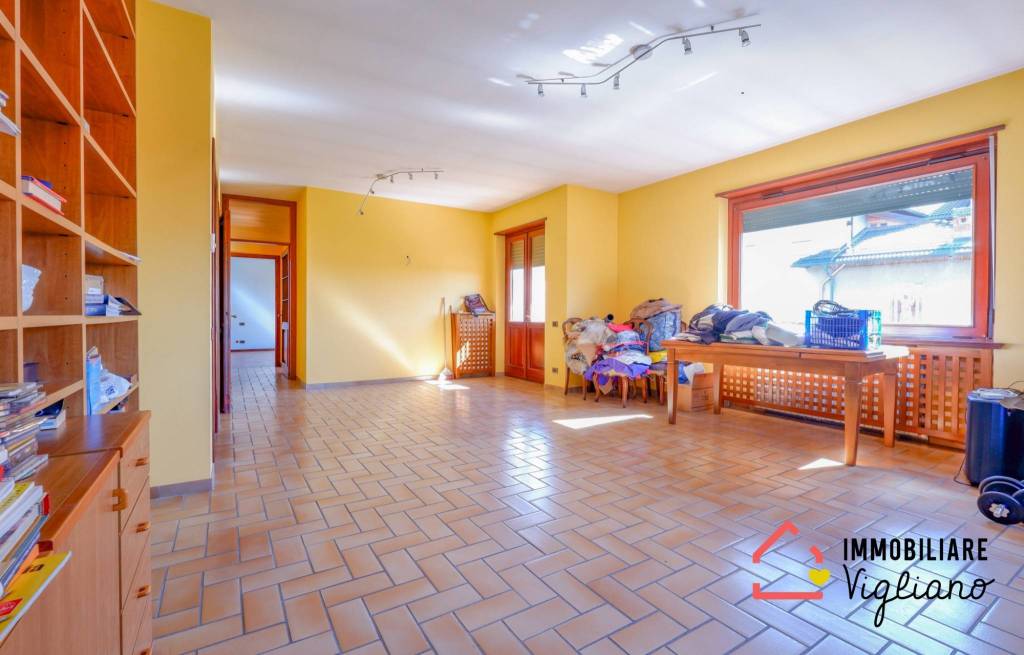 appartamento in vendita a Biella in zona Chiavazza