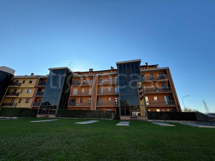 appartamento in vendita a Biella in zona Centro Città