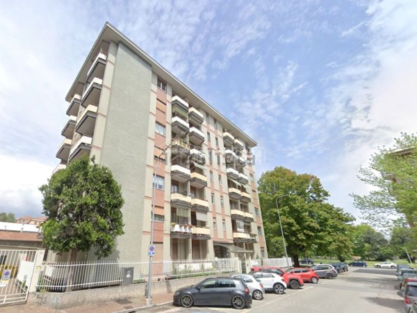 appartamento in vendita a Biella in zona Centro Città
