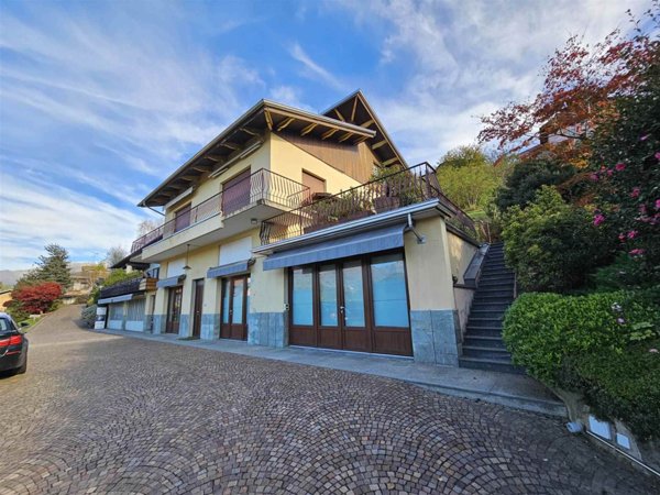 casa indipendente in vendita a Biella in zona Centro Città