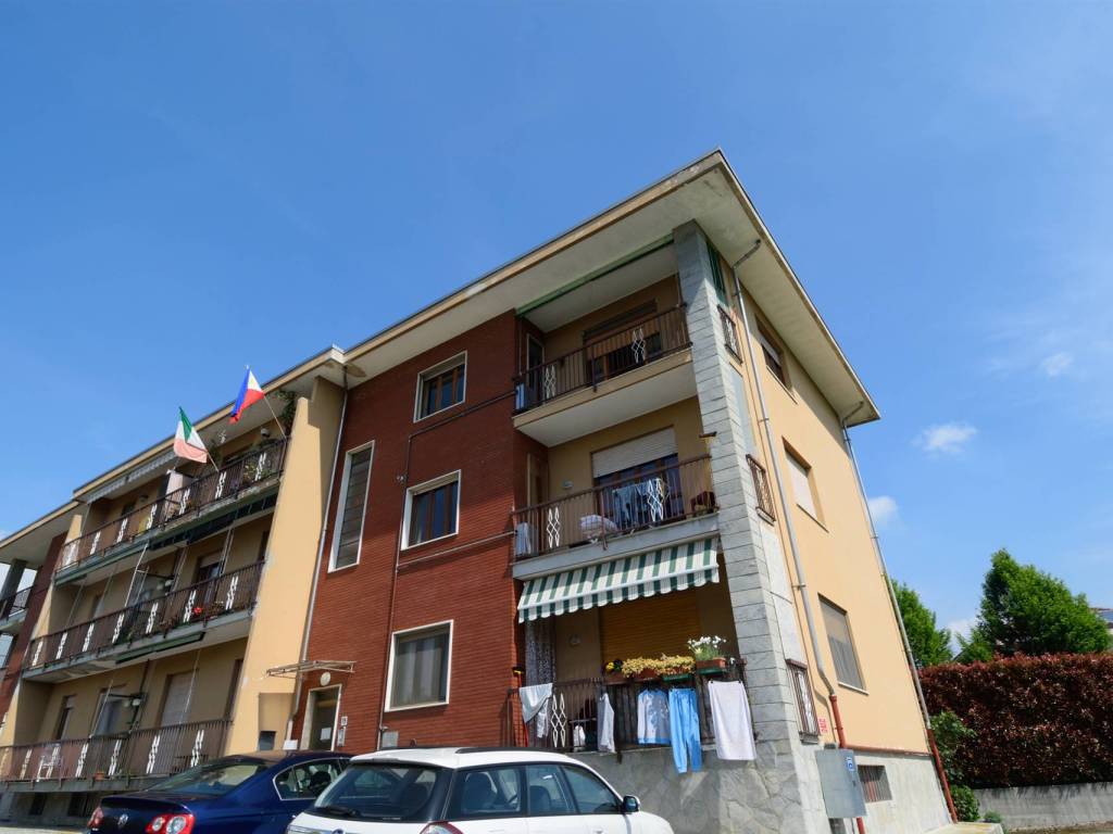 appartamento in vendita a Biella in zona Pavignano