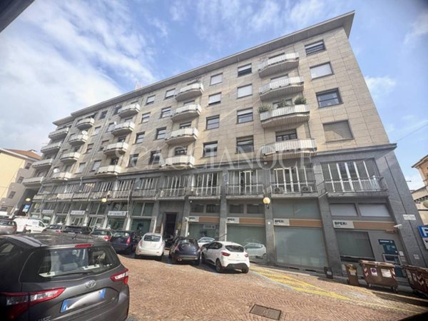 appartamento in vendita a Biella in zona Centro Città