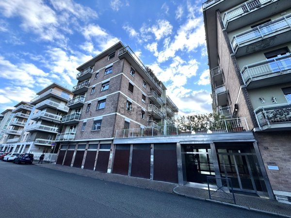 appartamento in vendita a Biella in zona Centro Città
