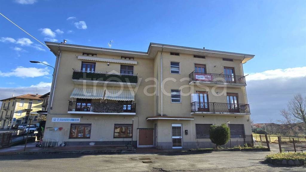appartamento in vendita a Biella in zona Pavignano