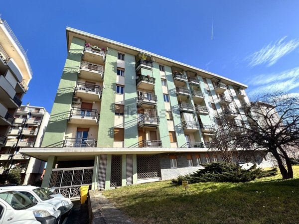 appartamento in vendita a Biella in zona Centro Città