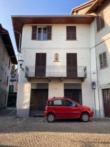appartamento in vendita a Biella in zona Chiavazza