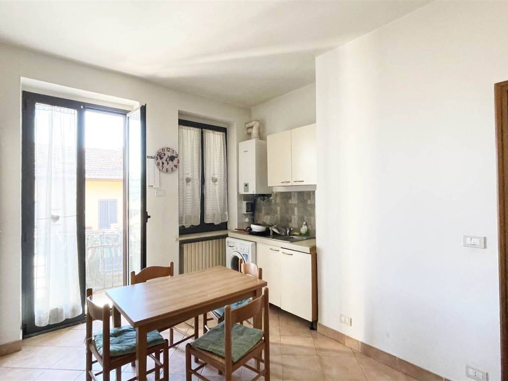 appartamento in vendita a Biella in zona Centro Città