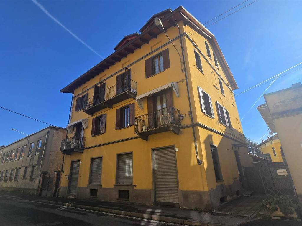 appartamento in vendita a Biella in zona Chiavazza