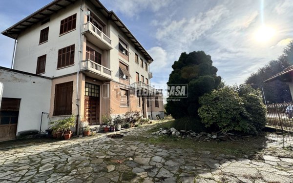 casa indipendente in vendita a Biella