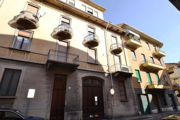 appartamento in vendita a Biella in zona Centro Città
