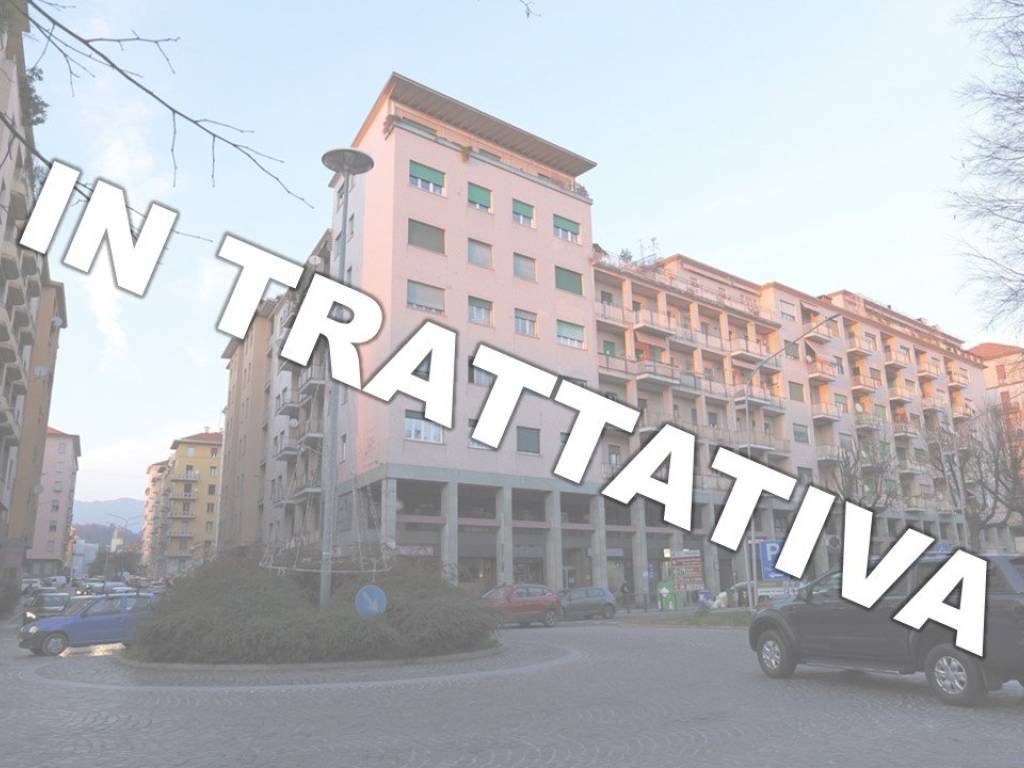 appartamento in vendita a Biella in zona Centro Città