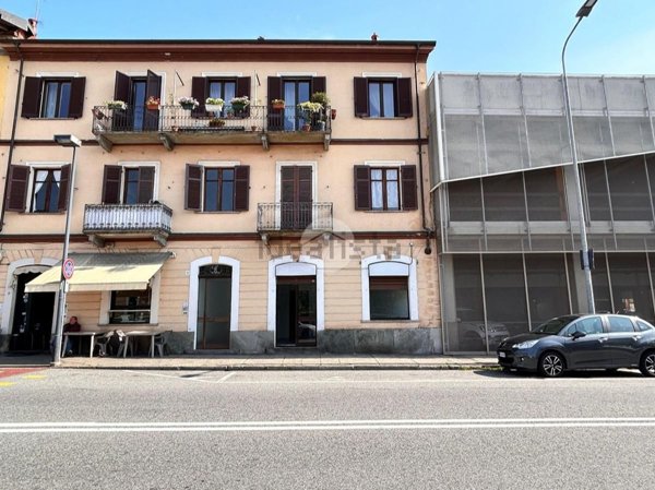 locale commerciale in vendita a Biella in zona Chiavazza