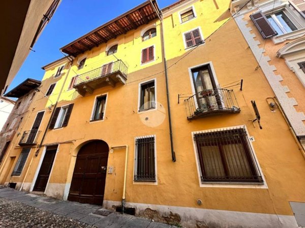 appartamento in vendita a Biella in zona Centro Città