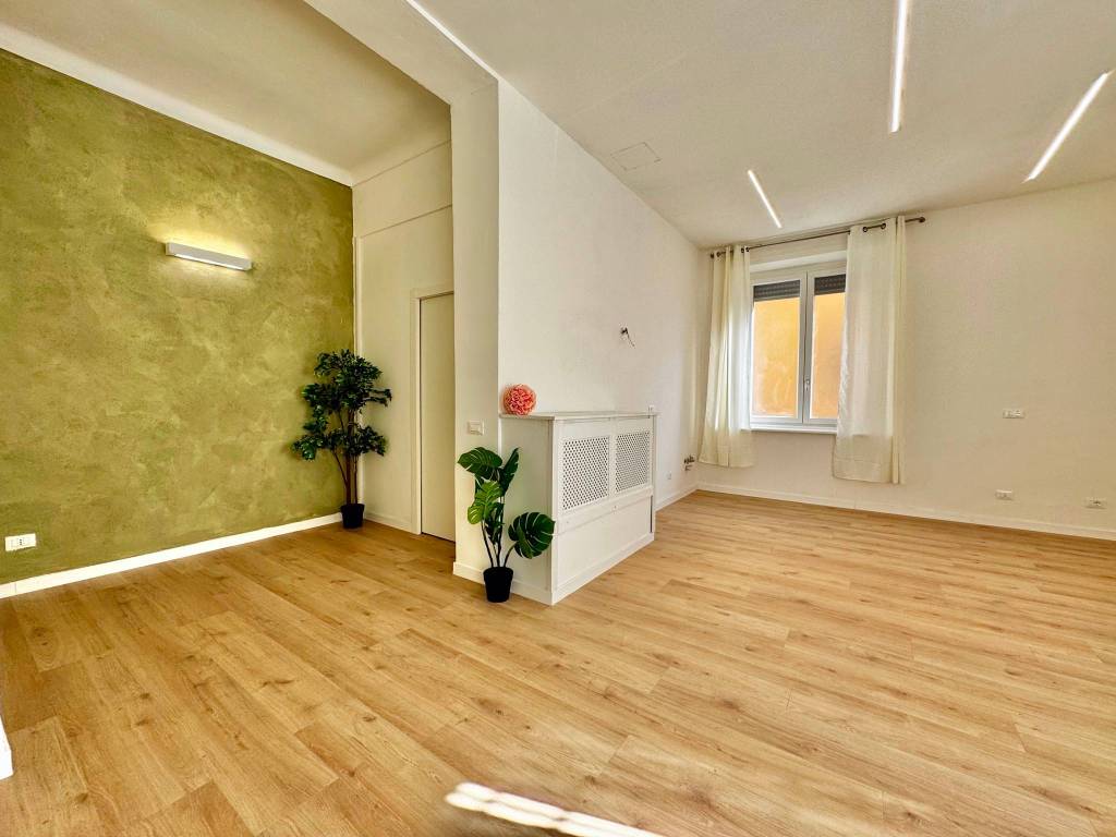 appartamento in vendita a Biella in zona Centro Città