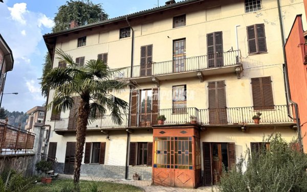 appartamento in vendita a Biella in zona Chiavazza