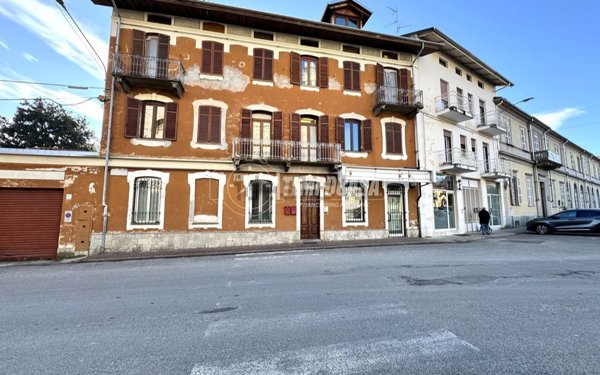 negozio in vendita a Biella in zona Chiavazza