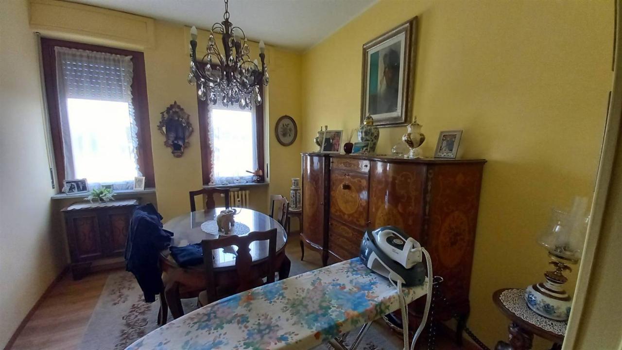 appartamento in vendita a Biella in zona Centro Città