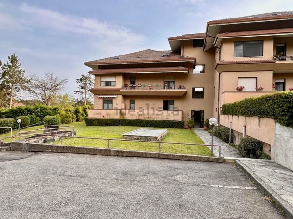 appartamento in vendita a Biella in zona Cossila