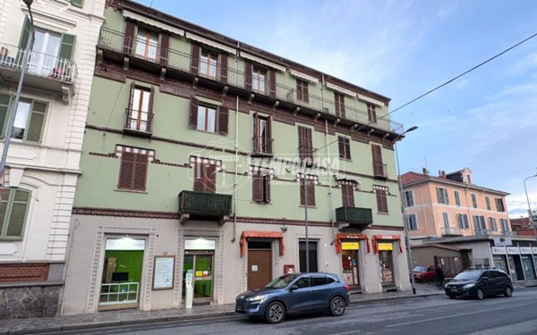 appartamento in vendita a Biella in zona Centro Città