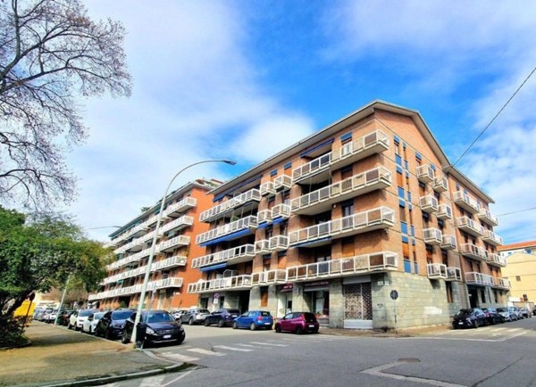 appartamento in vendita a Biella in zona Centro Città
