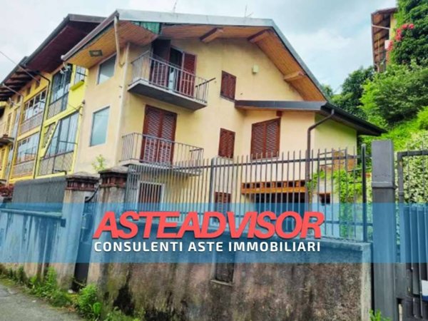 casa indipendente in vendita a Biella in zona Pavignano