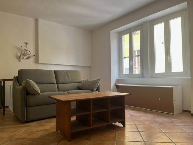 appartamento in vendita a Biella in zona Centro Città