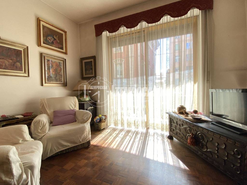 appartamento in vendita a Biella in zona Centro Città