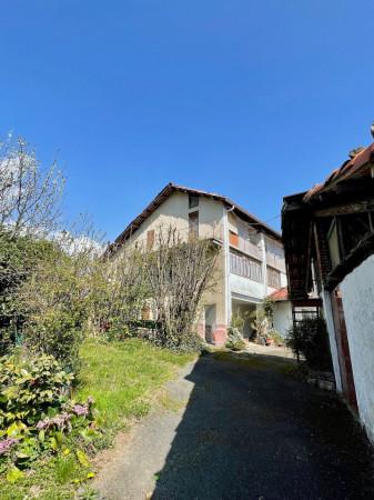 casa indipendente in vendita a Biella