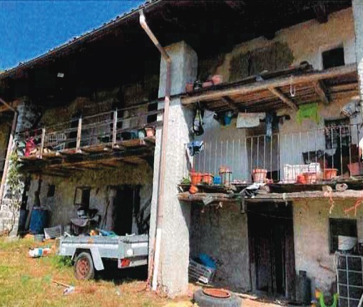casa indipendente in vendita a Biella