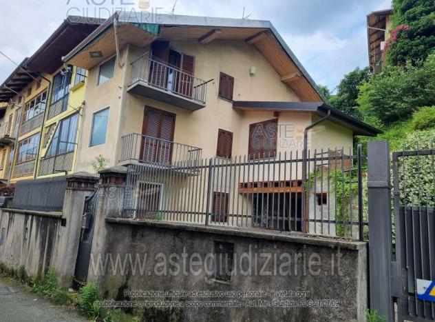 casa indipendente in vendita a Biella