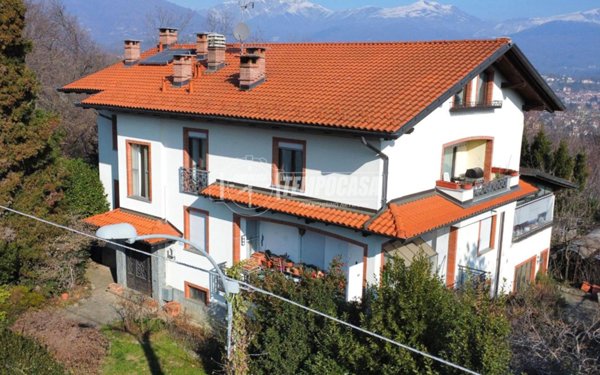 appartamento in vendita a Biella in zona Cossila
