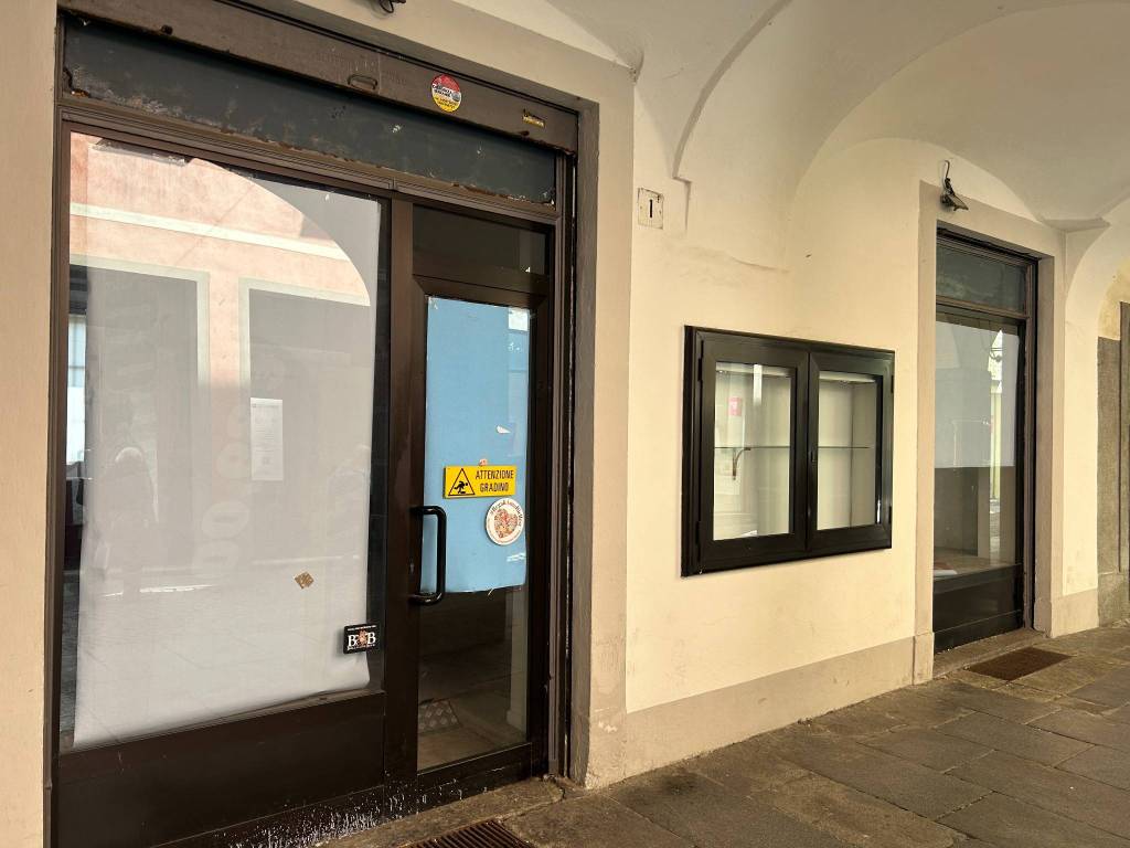 appartamento in vendita a Biella in zona Centro Città