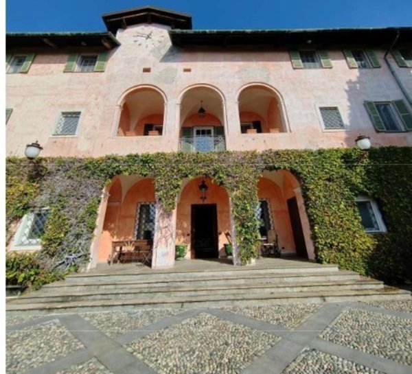 casa indipendente in vendita a Biella in zona Chiavazza