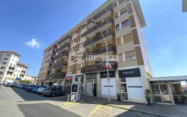 appartamento in vendita a Biella in zona Centro Città