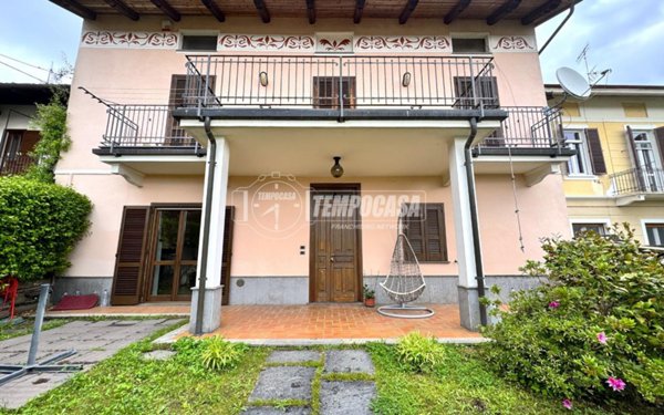 appartamento in vendita a Biella in zona Chiavazza
