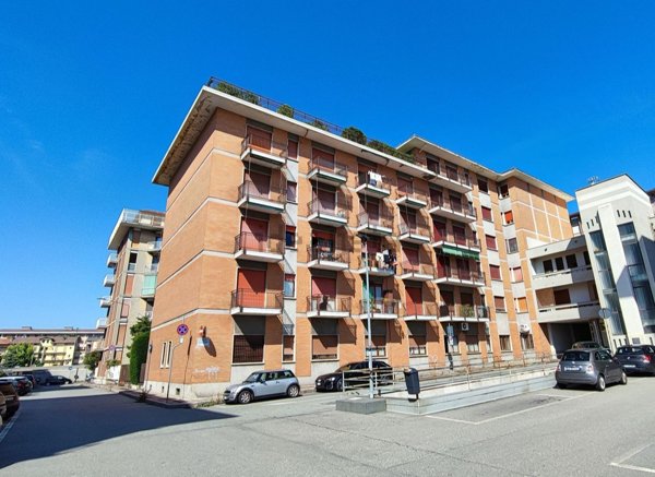 appartamento in vendita a Biella in zona Viale Roma