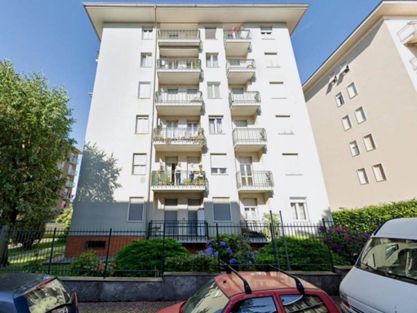 appartamento in vendita a Biella in zona Centro Città