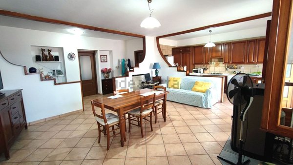casa indipendente in vendita a Biella