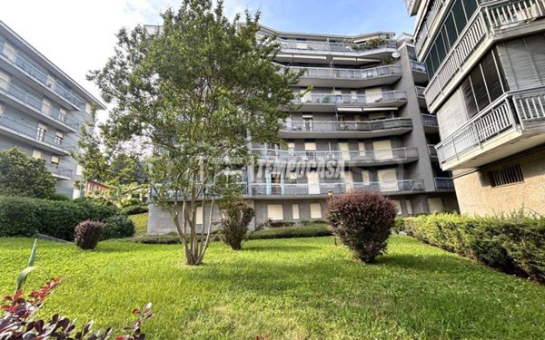appartamento in vendita a Biella in zona Centro Città