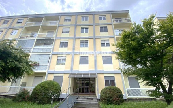 appartamento in vendita a Biella in zona Centro Città