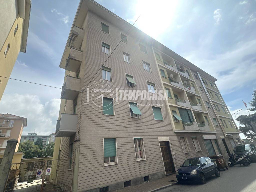 appartamento in vendita a Biella in zona Centro Città